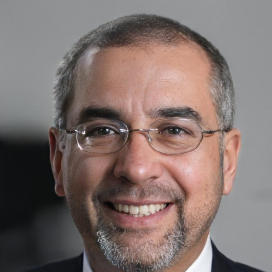 Instructor Maximiliano Torres